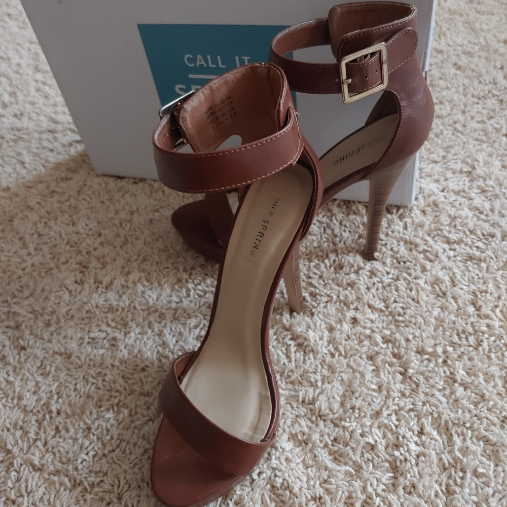 Shoes - Picture 2 of 2